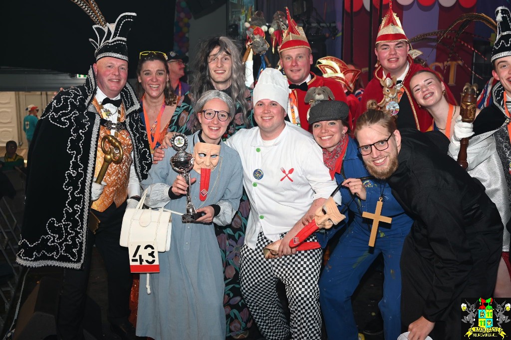 ../Images/Prijsuitreiking grote optocht 2025 036.jpg